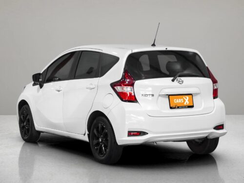 2021-nissan-note-1-2-v-1n0166-slide-thumbnail-3
