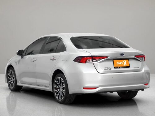 2021-toyota-corolla-altis-1-8-hybrid-premium-safety-1d0147-slide-thumbnail-3