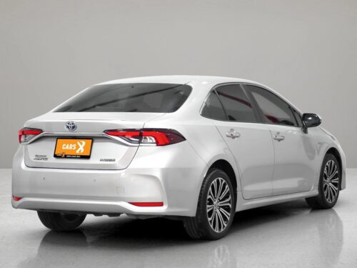 2021-toyota-corolla-altis-1-8-hybrid-premium-safety-1d0147-slide-thumbnail-5
