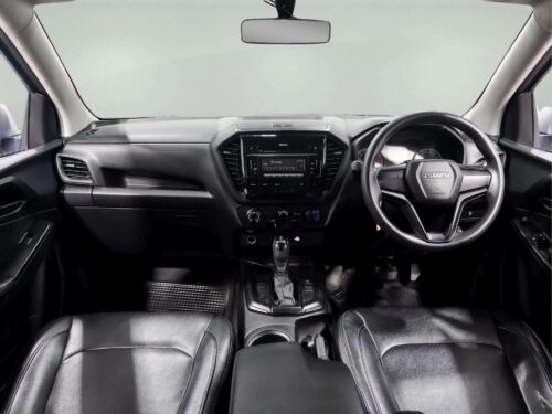 2021-isuzu-d-max-1-9-s-cab-4-1t0102-slide-thumbnail-6
