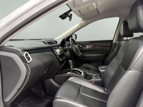 2016-nissan-x-trail-2-0-v-hybrid-4wd-1p3066-slide-thumbnail-7