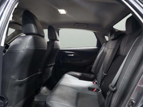 2024-toyota-yaris-ativ-1-2-premium-1p3078-slide-thumbnail-8