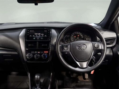 2025-toyota-yaris-1-2-sport-1p3065-slide-thumbnail-9