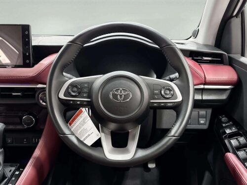 2022-toyota-yaris-ativ-1-2-premium-luxury-1a0132v-slide-thumbnail-9