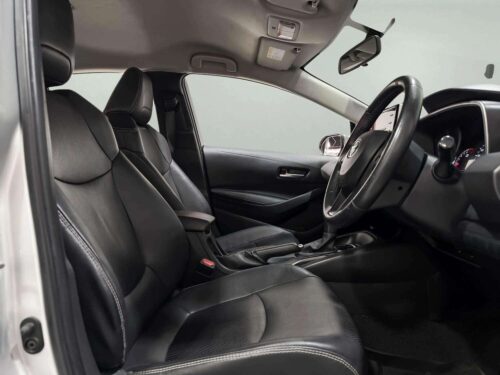 2020-toyota-corolla-altis-1-6-g-1a0133-slide-thumbnail-10