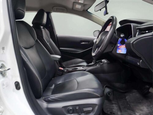 2022-toyota-corolla-altis-1-8-hybrid-premium-1a0128-slide-thumbnail-10