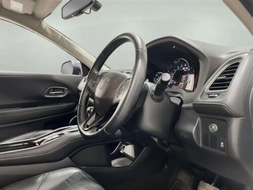 2017-honda-hr-v-1-8-e-limited-1s1462v-slide-thumbnail-10