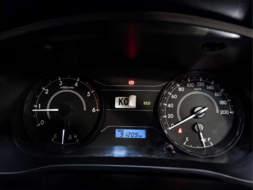 2022-toyota-hilux-revo-2-4-z-edition-entry-double-cab-1p3077-slide-thumbnail-11