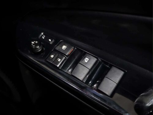 2021-toyota-yaris-ativ-1-2-sport-1p3068-slide-thumbnail-14