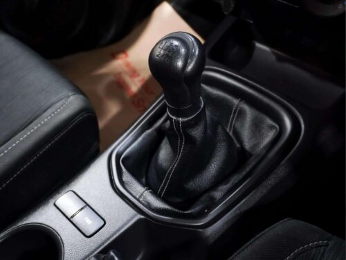 2022-toyota-hilux-revo-2-4-z-edition-entry-double-cab-1p3077-slide-thumbnail-15
