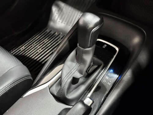 2020-toyota-corolla-altis-1-6-g-1a0133-slide-thumbnail-15