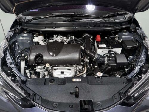 2025-toyota-yaris-1-2-sport-1p3065-slide-thumbnail-17